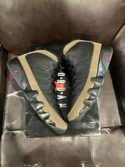Nike Air Jordan 9 Retro Olive Size 10.5