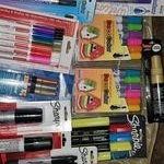 Paint Markers And Markers 