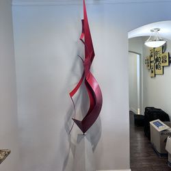 Impressive 8 foot tall outdoor/indoor metal sculpture