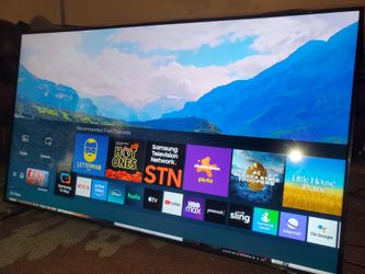 50" Samsung Chrystal Smart Tv 4k slim version very nice tv.  Great quality pic no scratch.  Has no legs it was mounted