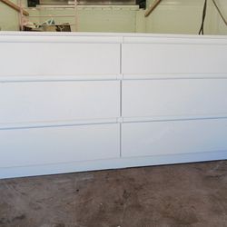 White 6 Drawer Dresser 