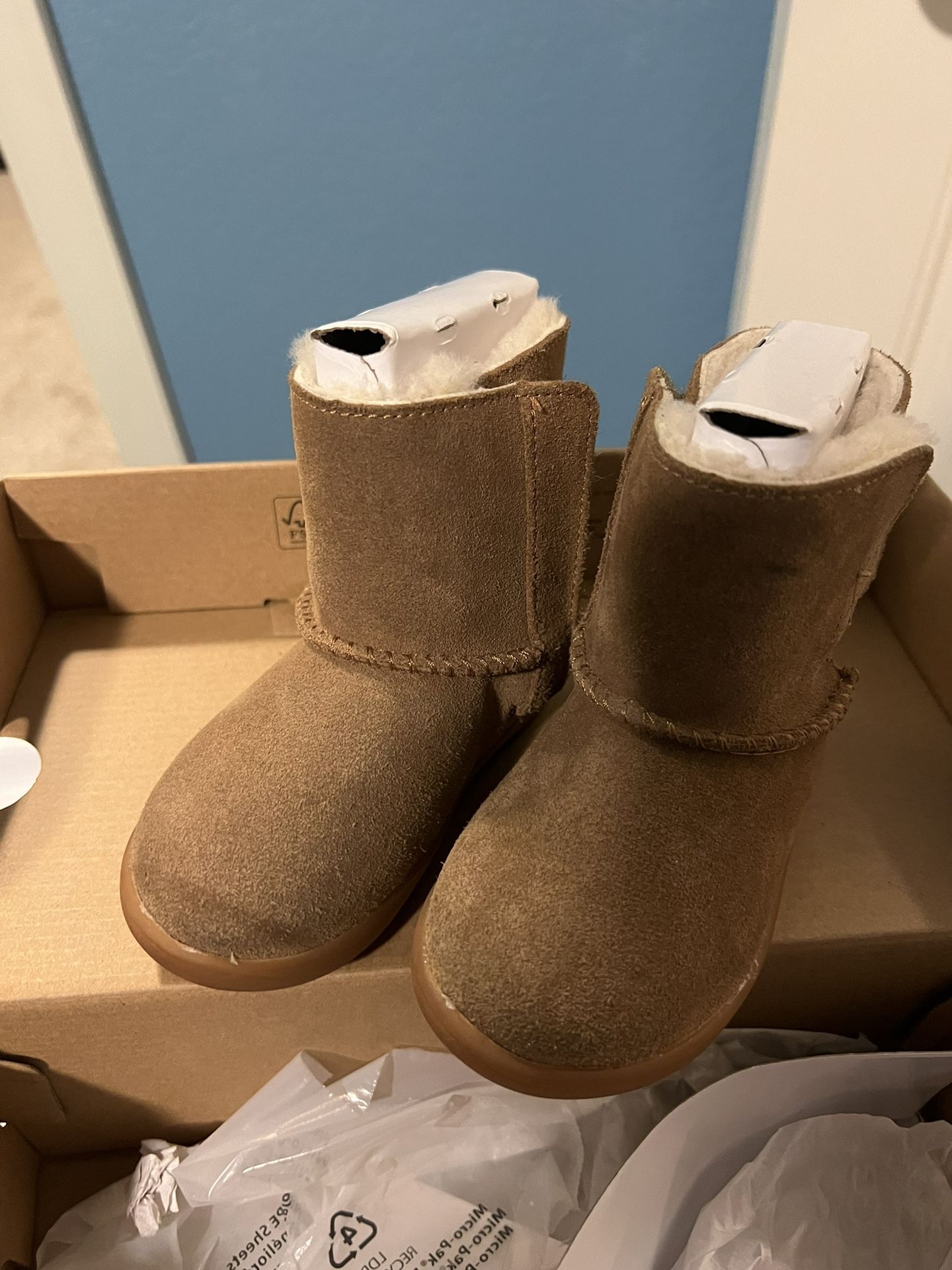 Toddler Girl Uggs 