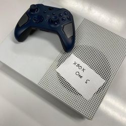 Microsoft Xbox One S 512GB Gaming Console - PAYMENTS PLAN AVAILABLE NO CREDIT NEEDED 
