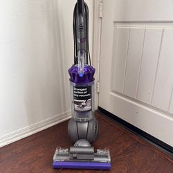 Dyson Animal 2 Vacuum Cleaner