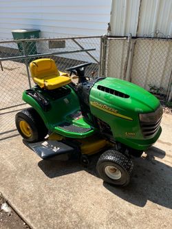 John Deere L100 42"Riding mower