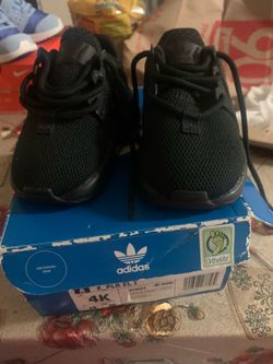 Adidas Toddler black Size 4 k