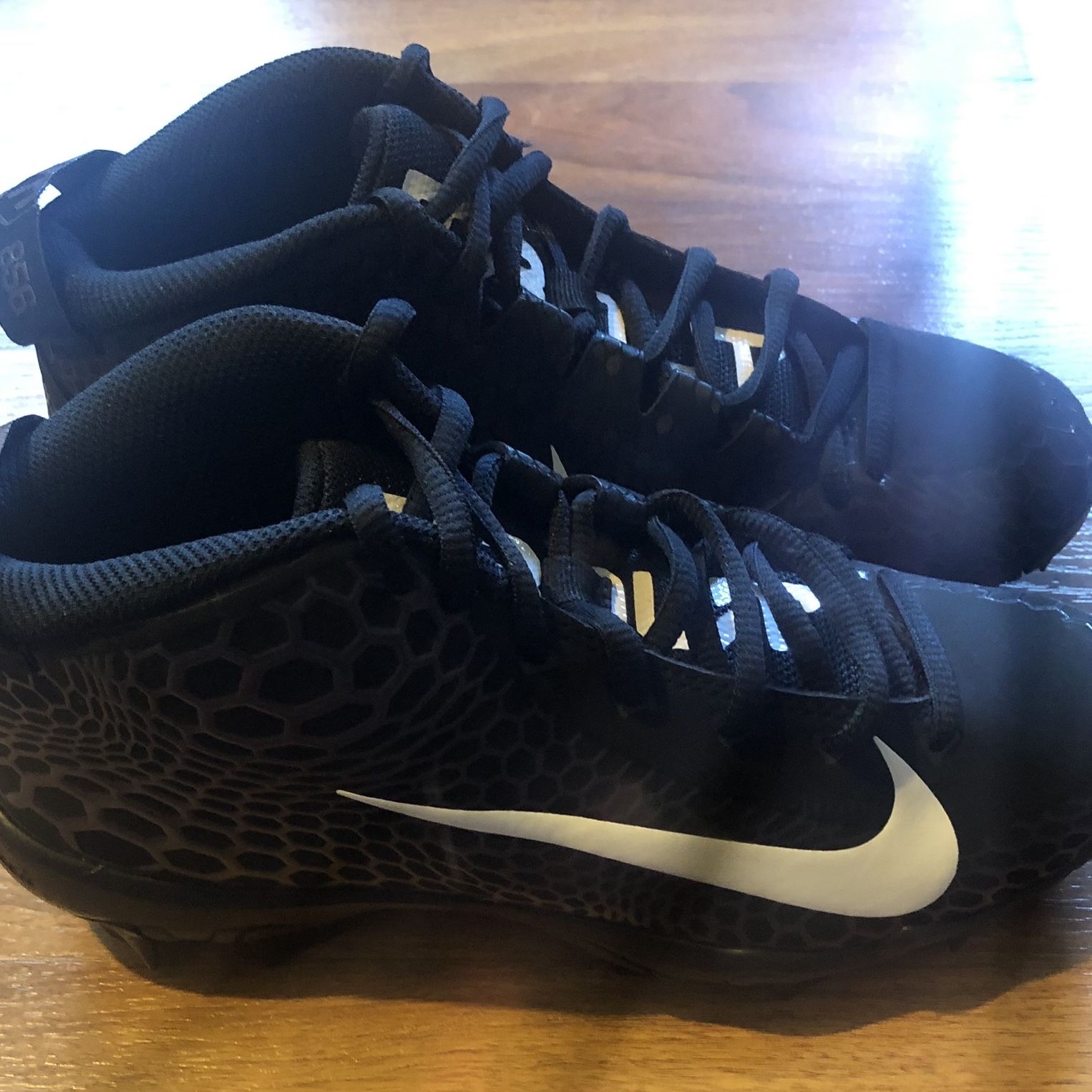 Nike Fastflex 856 Trout AJ9252 010 Baseball Cleats Black Youth Size 4 Youth. for Sale in Los Angeles CA OfferUp