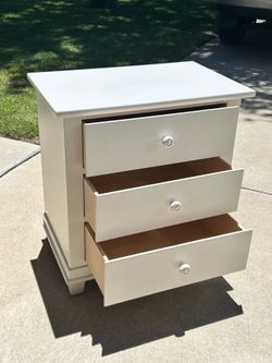 White Stanley Furniture Wooden Nightstand