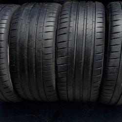 4 Michelin 235/35/20