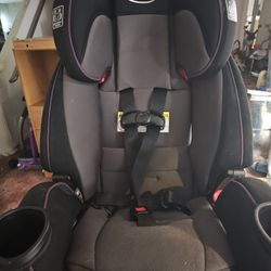 Kids Car Seat Foot Rest Like New for Sale in Washington, DC - OfferUp