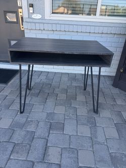 Home Office Desk Modern Style 