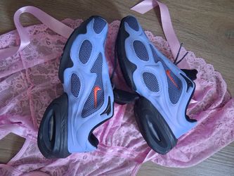 NIKE AIR MAX 2 MUSE