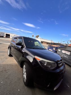 🚗 2018 Kia Soul – Salvage Title  * 102,260 Miles * Automatic * Runs & Drives Great * Ice Cold A/C * Very Clean * Excellent Gas Mileage ⛽ * Ready for 