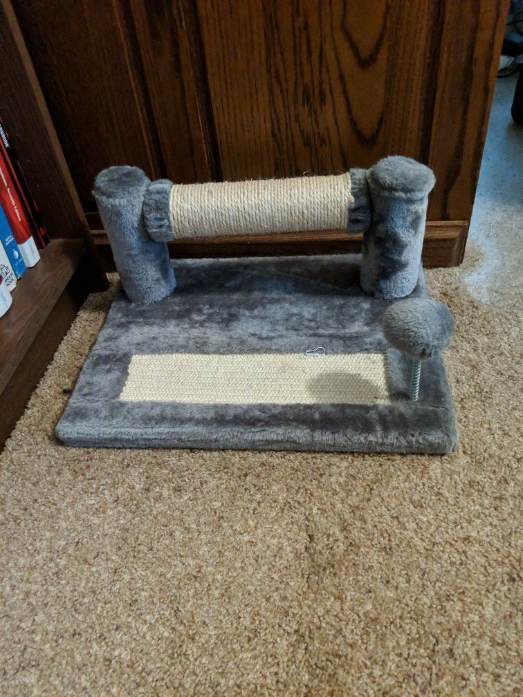 Cat Scratcher