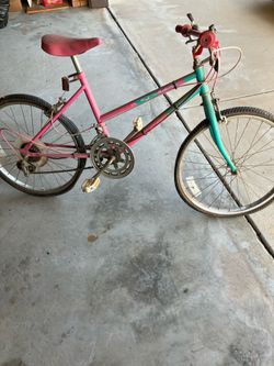 Vintage Bicycle - Great Project Bike