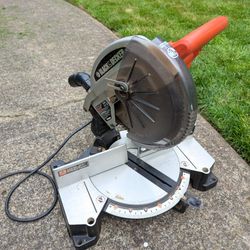 🔩 Black & Decker 10" Miter Saw (BT1000)