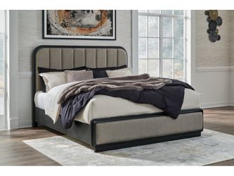 Rowanbeck Gray/Black King Upholstered Panel Bed