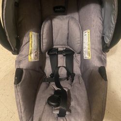 Evenflo Newborn/Infant Car Seat