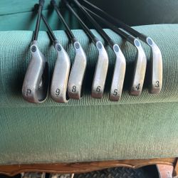 Calloway Great Big Bertha Irons Firm Graphite Shafts 3-PW