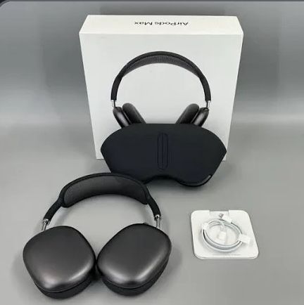 AirPod Maxes