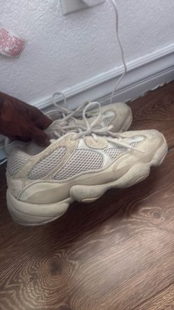 Yeezys size 9 authentic