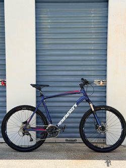 Diamondback Overdrive 27.5” Mountain Bike (XL)