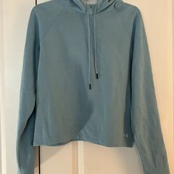 Under Armour Women's Light Blue Hoodie Size Medium 