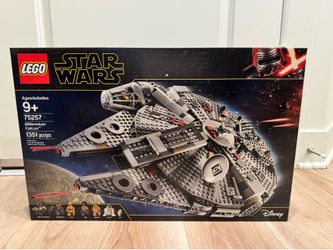 Lego Millennium Falcon 75257 - New sealed box - retired