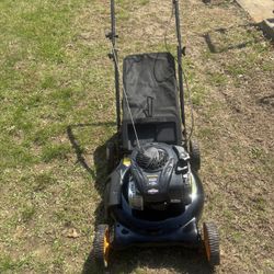 Poulan Pro 5.5HP 21” Inch Cut Push Mower With Bagger