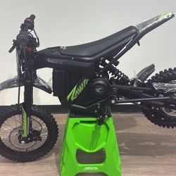 Rawrr Mantis Mini R Dirtbike