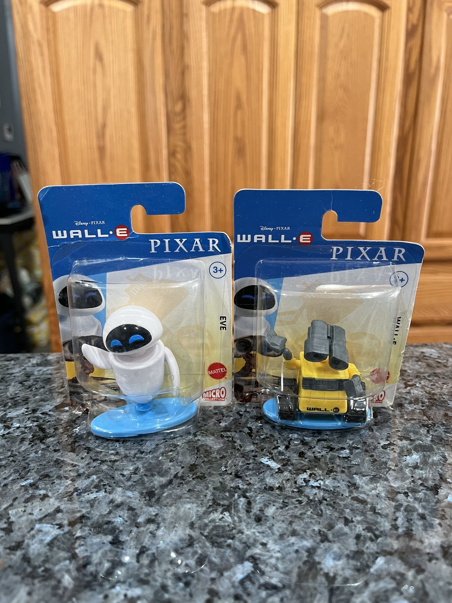 Lot Of 2 Disney Pixar Wall-E Mini Figures / Cake Topper.  Brand New Factory Sealed 