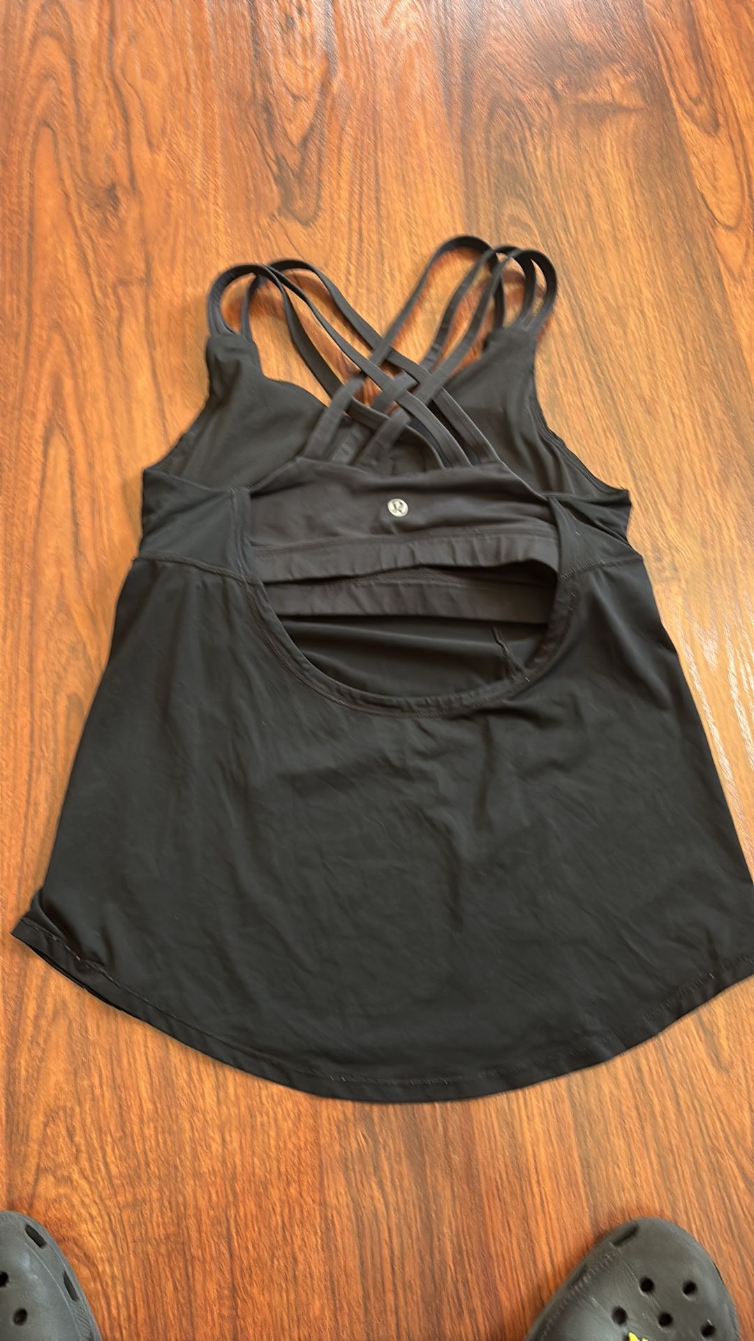 lululemon size 8