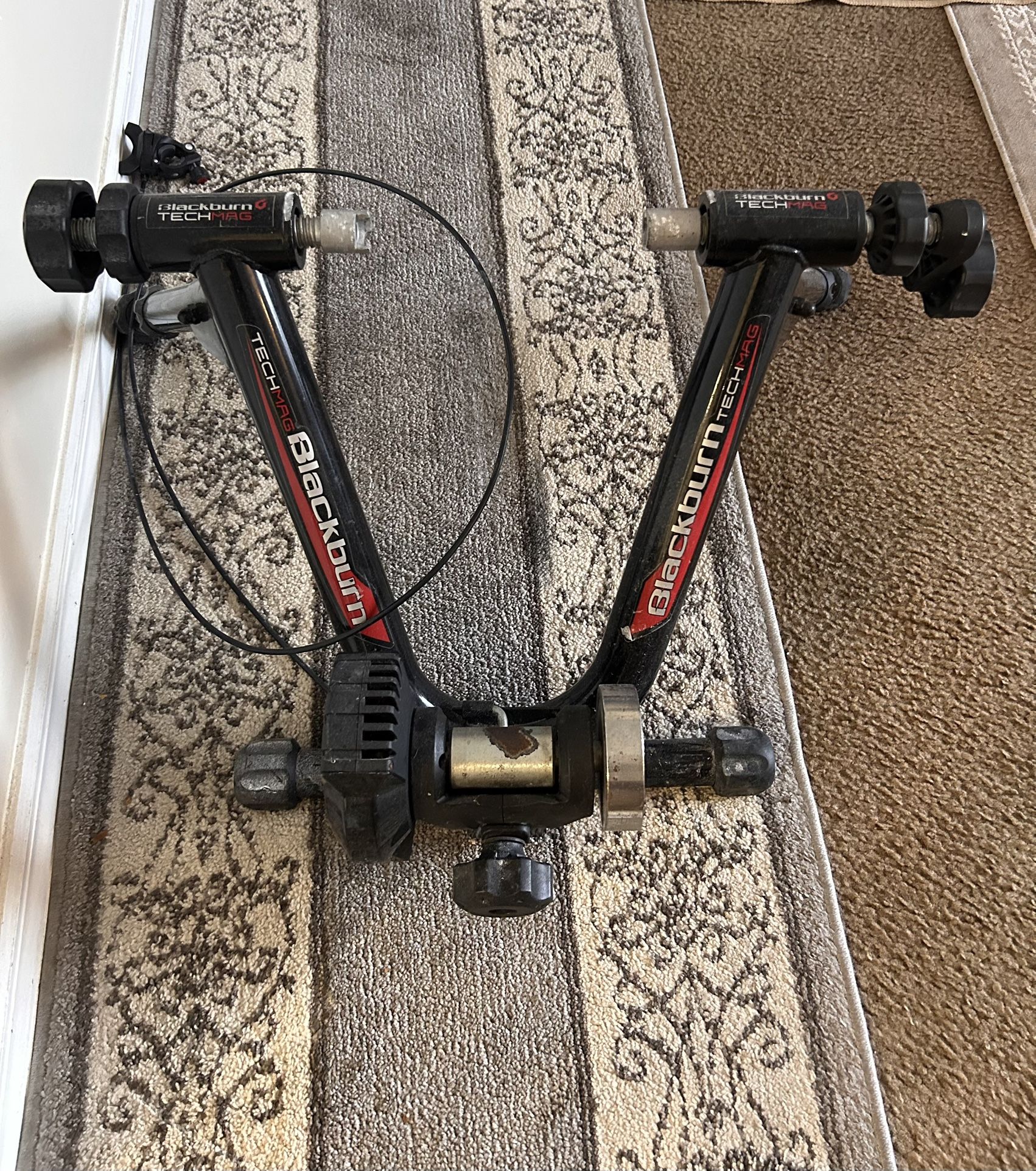 Blackburn Tech Mag Folding Bike Trainer Adjustable Magnetic Resistance