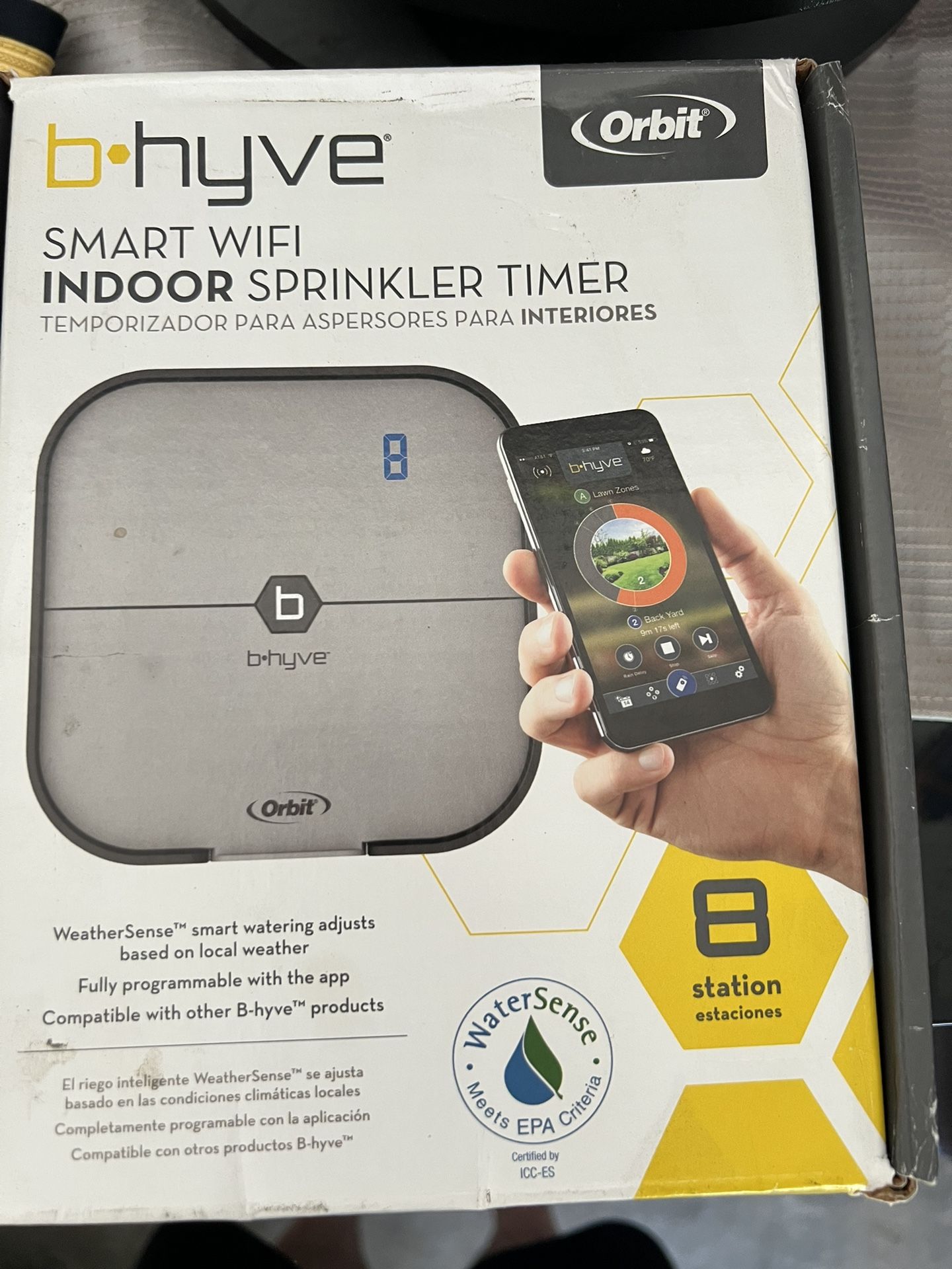 Smart Wi-Fi Sprinkler Timer Orbit b Hyve