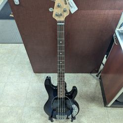 ERNIE BALL M:STING RAY ELECTRIC BASS