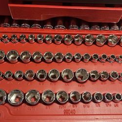 CRAFTSMAN SET OF TOOLS NEW! 