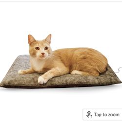 K&H Amazin' Thermo-Kitty Pad Heated Cat Bed