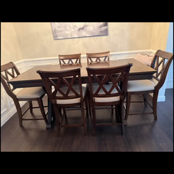 Counter height dinning set