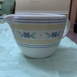 Pfaltzgraff Summer Breeze 6” Batter Bowl