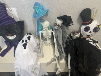 Halloween Decor