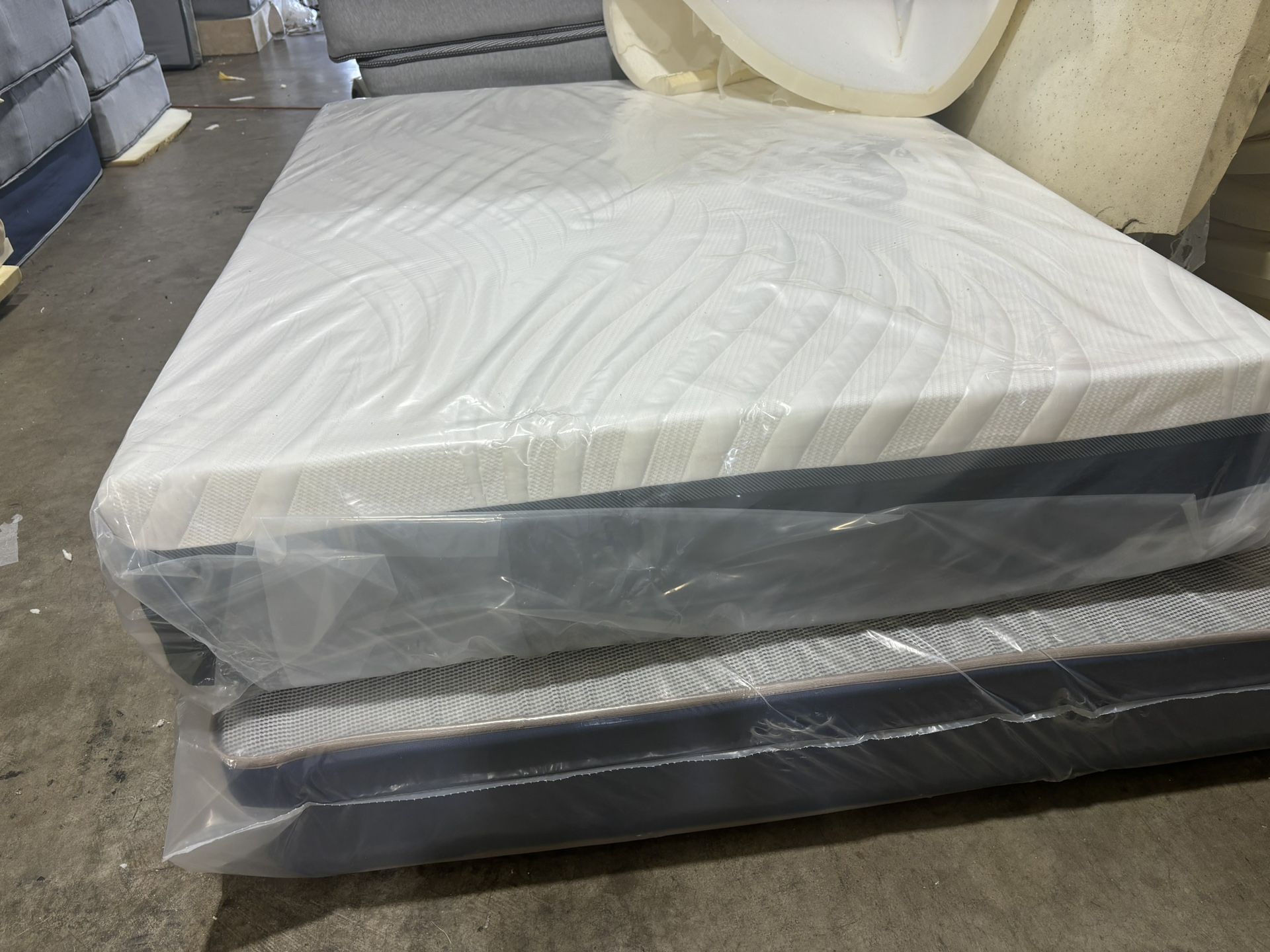 Memory Foam Mattress Size Queen For $450