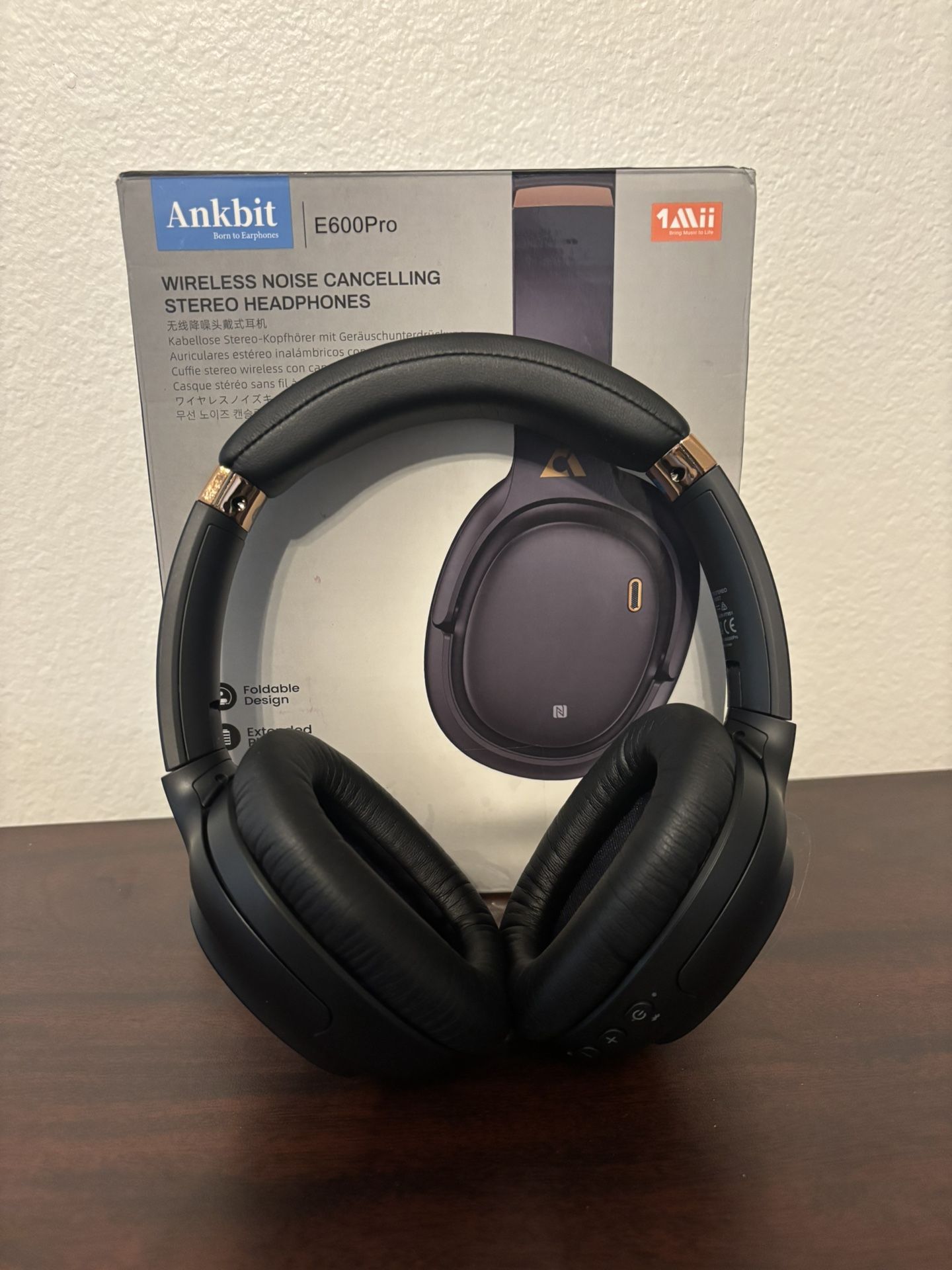 Ankbit E600Pro Hybrid Active Noise Cancelling Headphones with aptX HD Black