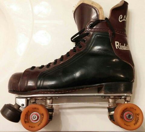 Riedell 166 Classics hockey skates. for Sale in Orlando, FL - OfferUp