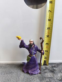 Magnus the Wizard  Safari Ltd — Toy Figurine/ Action Figure