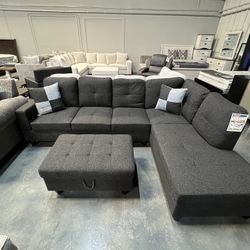 Gray Sectional w/ Free ottoman