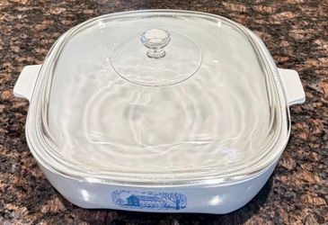 Corning Ware Browning Skillet for the Amana Radarange-Blue Colonial House pattern. 2.5 Quart-Vintage 1970s.