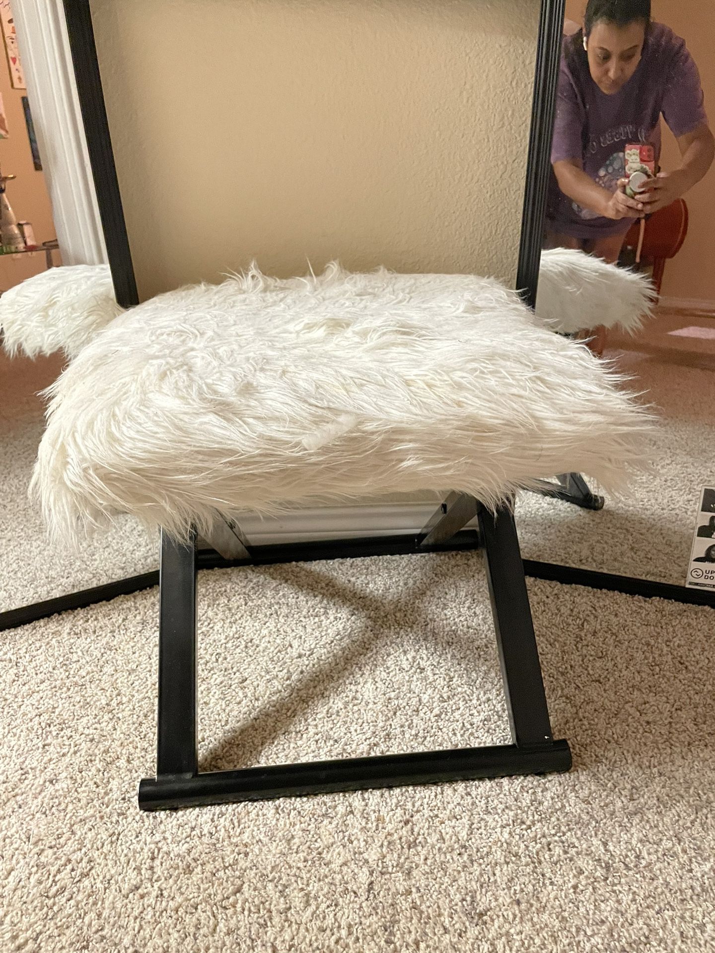 Small Fuzzy Chair 