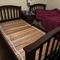 Free! Tween Beds, work either bulk or side to side