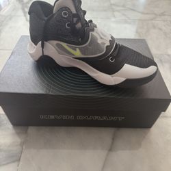 Brand New Nike KD Basketball Shoes - Size 11 (Original Box)