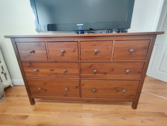 HEMNES - 8-drawer dresser, 63x37 3/4 "